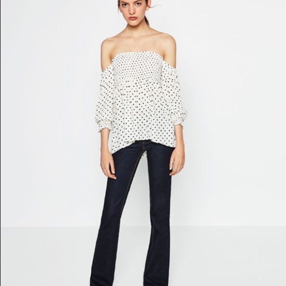 Zara Polk dot off shoulder top - size M 2970/220/066